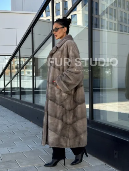 Шуба из меха норки в стиле «Oversize» - цвет сильвер - фото 13