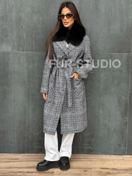 Пальто зимнее с мехом - фото 3