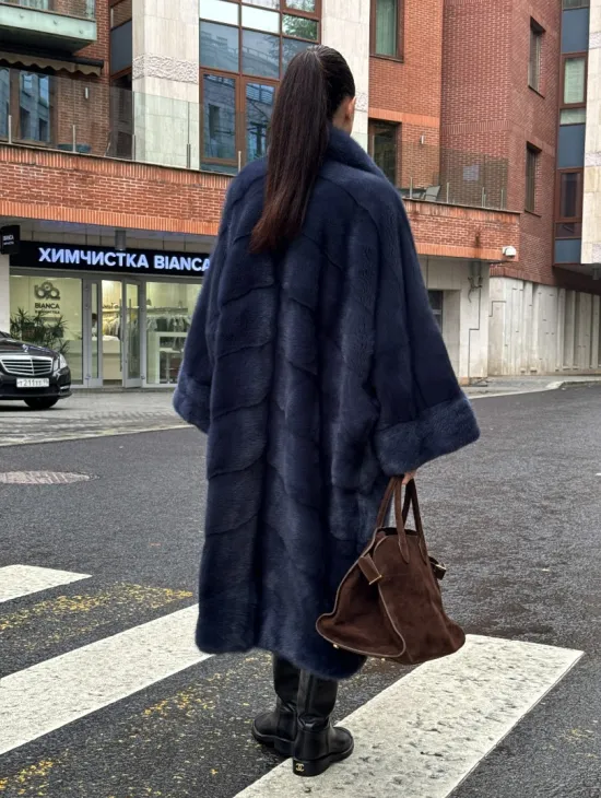 Норковая шуба-пальто в цвете джинс, стиль  “Бохо“ — батальный размер - фото 6
