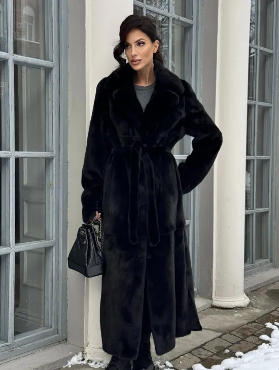 Классическая шуба из норки Blackglama с английским воротником и боковыми шлицами - фото 7