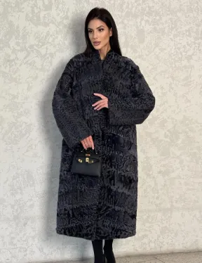 Длинная шуба из каракуля в цвете графит - фото 7