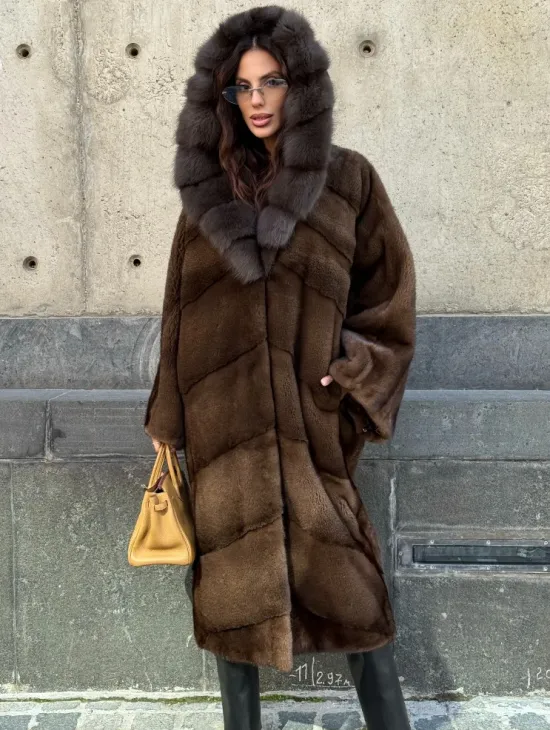 Норковое пальто в стиле 