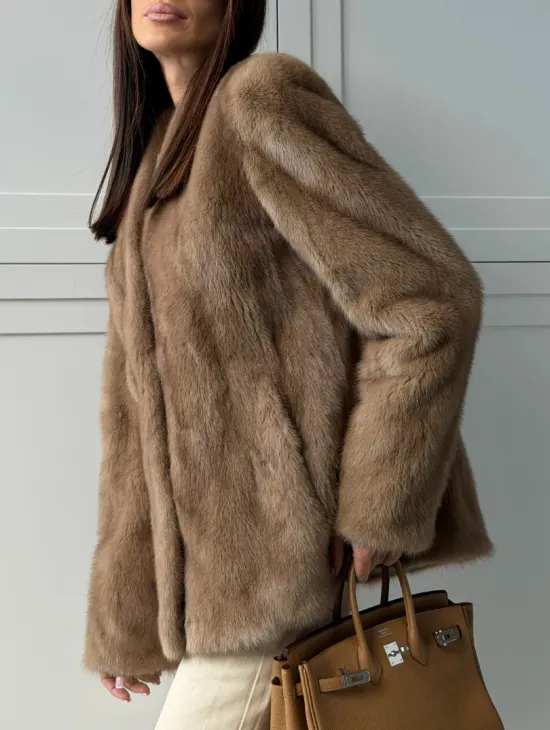 Женский норковый полушубок пастель - фото 3